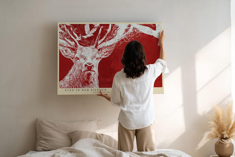 Paul Sinus Wandbild 120x80cm Stag in Red Silence Hirsch Illustration moderne Tierkunst Poster für Wohnzimmer Büro Studio