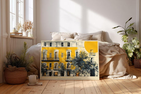 Paul Sinus Wandbild 120x80cm Sunlit Facade in Stillness mediterrane Architektur mit gelber Hausfassade Kunst Poster für Wohnzimmer Büro