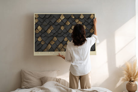 Paul Sinus Wandbild The Beauty of Shaped Layers abstraktes Strukturmotiv mit goldenen und schwarzen Schuppenmustern