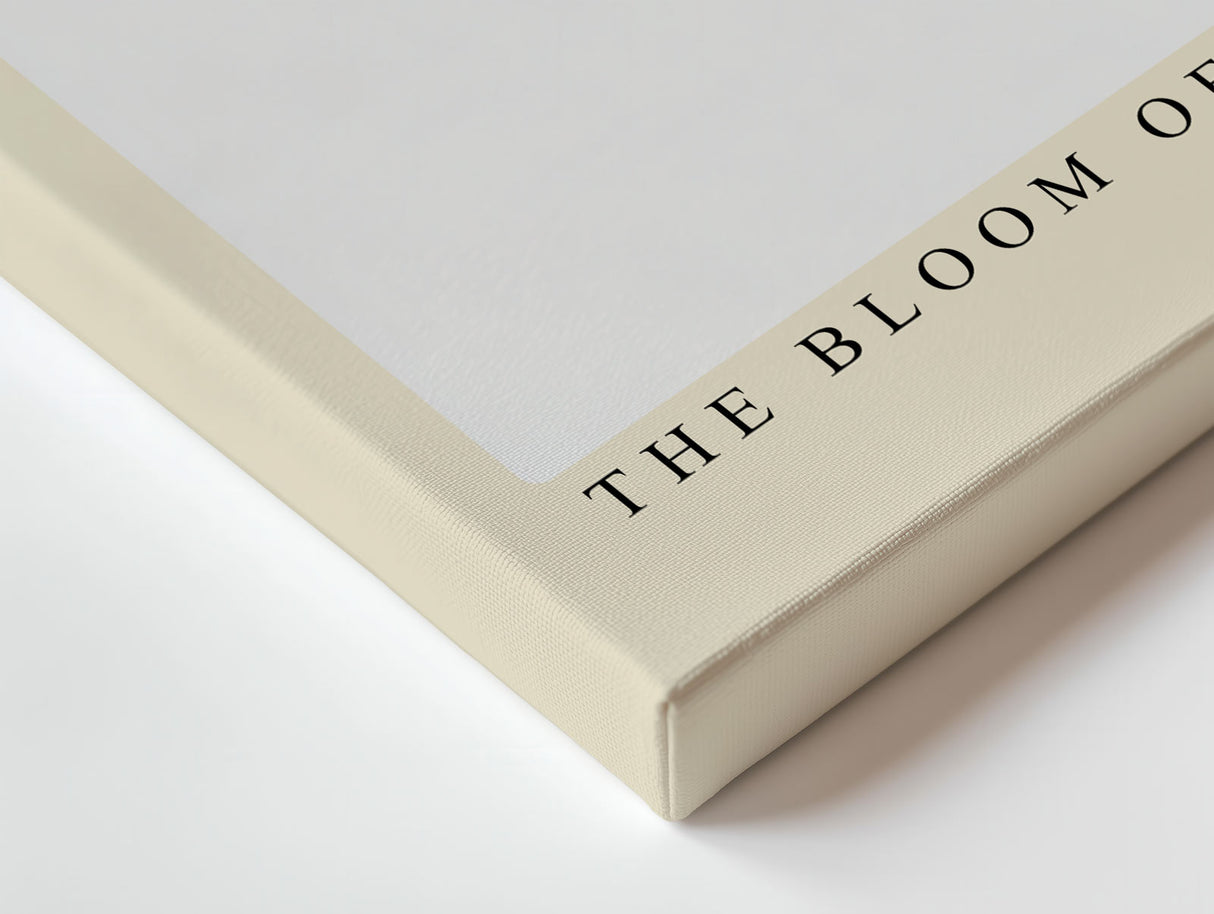 Paul Sinus Wandbild The Bloom of Ink Shadows – Abstrakte Darstellung einer Blüte aus schwarzen Tintenverläufen, Symbol für Ausdruckskraft und künstlerische Freiheit