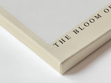 Paul Sinus Wandbild The Bloom of Ink Shadows – Abstrakte Darstellung einer Blüte aus schwarzen Tintenverläufen, Symbol für Ausdruckskraft und künstlerische Freiheit