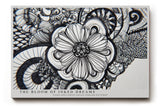 Paul Sinus Wandbild The Bloom of Inked Dreams – Detaillierte Schwarz-Weiß-Zeichnung einer Blume mit filigranen Mustern, künstlerisches Linienmotiv