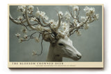 Paul Sinus Wandbild The Blossom Crowned Deer surrealistisches Tiermotiv mit Hirsch und blühendem Geweih in feinen Farben