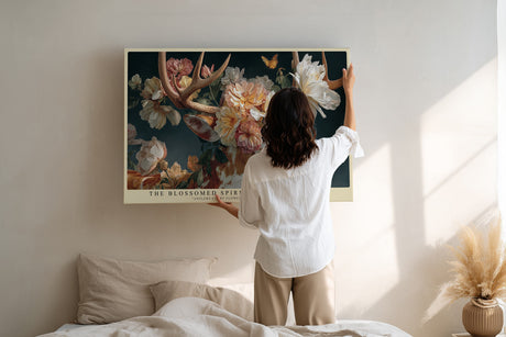 Paul Sinus Wandbild The Blossomed Spirit – Hirsch mit Blumenkranz und Schmetterling, Symbol für Eleganz, Anmut und das Erwachen der Natur