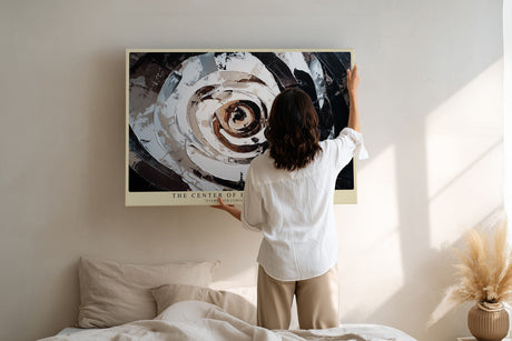 Paul Sinus Wandbild The Center of Endless Return – Abstrakte Bewegung und kraftvolle Tiefe in monochromer Struktur