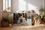 Paul Sinus Wandbild The Charm of a Parisian Day – Romantische Straßenszene mit zeitloser Eleganz – Kunstvolles Wandbild mit französischem Flair und weichem Licht.