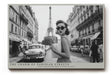 Paul Sinus Wandbild The Charm of Parisian Streets – Stilvolle Straßenszene in Paris mit Eiffelturm in Schwarz-Weiß