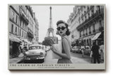 Paul Sinus Wandbild The Charm of Parisian Streets – Stilvolle Straßenszene in Paris mit Eiffelturm in Schwarz-Weiß