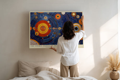 Paul Sinus Wandbild The Cosmic Dance of Orbits abstraktes Weltraummotiv mit Planeten und Bahnen in Blau-, Rot- und Goldtönen