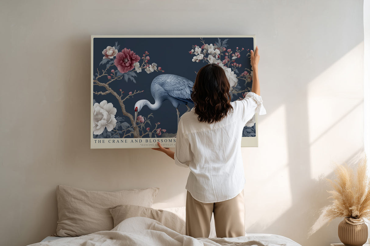 Paul Sinus Wandbild The Crane and Blossoms – Elegante Kranichdarstellung inmitten blühender Zweige – Harmonisches Wandbild mit fernöstlicher Anmut und detailreicher Komposition.