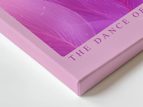 Paul Sinus Wandbild The Dance of Pink Leaves Poetisches Farbspiel in Rosa- und Violetttönen mit schwebenden Blättern, die Leichtigkeit und Bewegung ausdrücken.