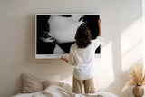 Paul Sinus Wandbild The Elegance of Shadowed Desire – Künstlerisches Schwarz-Weiß-Porträt mit Licht-Schatten-Spiel, Symbol für Sinnlichkeit und Geheimnis