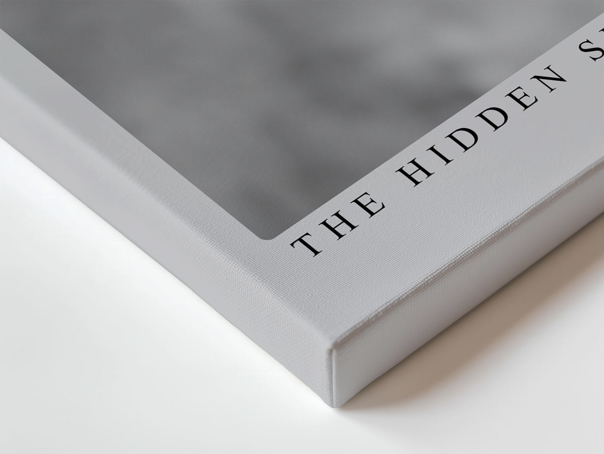 Paul Sinus Wandbild The Hidden Spirit Within – Die stille Seele hinter den Blüten