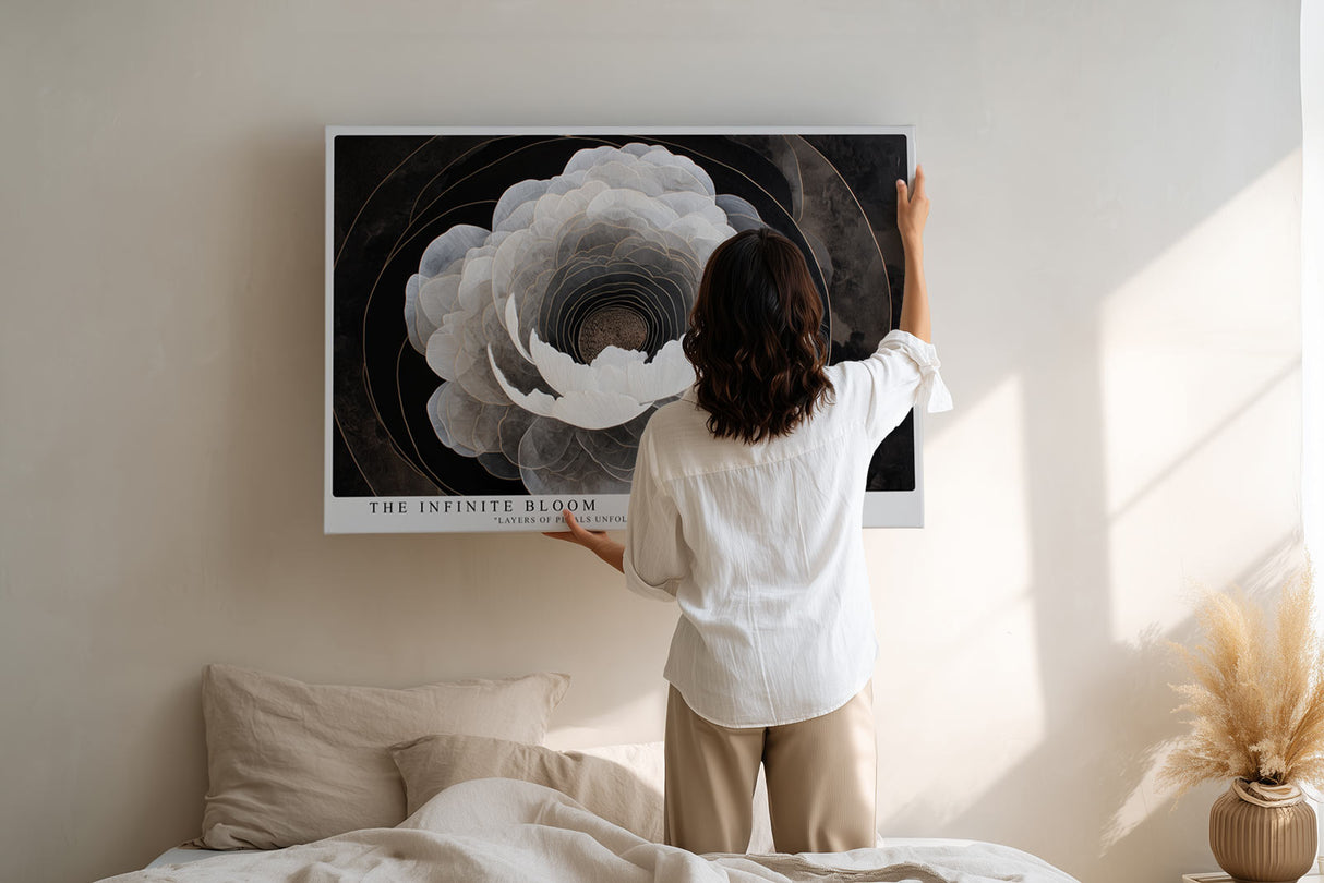Paul Sinus Wandbild The Infinite Bloom – Abstrakte Blüte in Schwarz-Weiß, Symbol für Tiefe, Licht und unendliche Schönheit