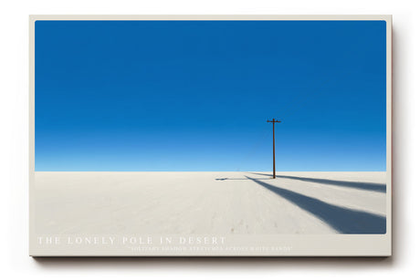 Paul Sinus Wandbild The Lonely Pole in Desert – Minimalistische Wüstenlandschaft mit einsamem Mast und klarer Horizontlinie, Symbol für Stille und Weite