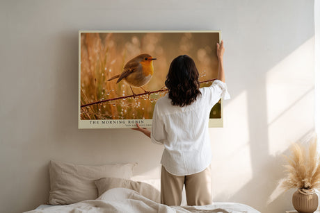 Paul Sinus Wandbild The Morning Robin – Zartes Rotkehlchen im goldenen Morgenlicht, Symbol für Hoffnung und den Beginn eines neuen Tages
