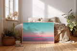 Paul Sinus Wandbild The Pastel Horizon farbintensives Landschaftsmotiv mit sanften Verläufen in Rosa und Türkis für moderne Räume voller Harmonie und Weite