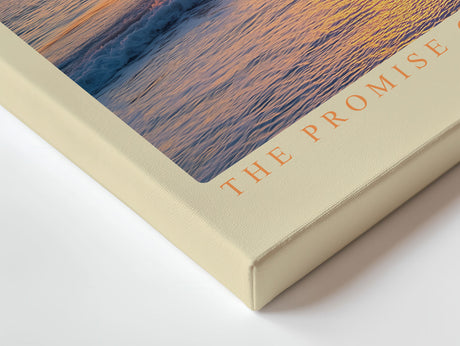 Paul Sinus Wandbild The Promise of a Golden Shore – Magischer Sonnenuntergang an der Küste in warmem Glanz