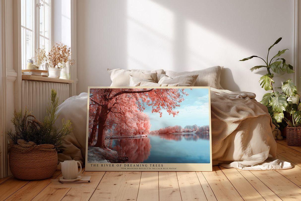 Paul Sinus Wandbild The River of Dreaming Trees verträumtes Landschaftsmotiv mit rosa Bäumen und ruhigem Flusslauf