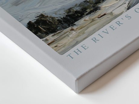 Paul Sinus Wandbild The River’s Quiet Arrival – Friedvolle Landschaft in zarten Blautönen und sanfter Bewegung