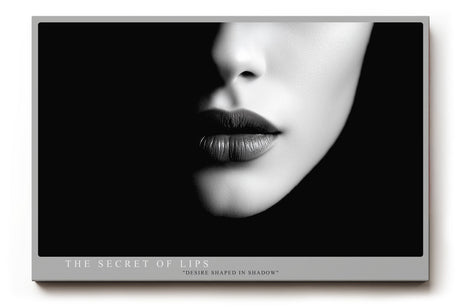 Paul Sinus Wandbild The Secret of Lips stilvolles Schwarzweiß Porträtmotiv mit sinnlichen Lippen und geheimnisvoller Lichtführung für elegante Räume in modernem Design