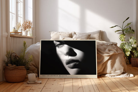 Paul Sinus Wandbild The Shadowed Beauty edles Porträtmotiv in Schwarzweiß mit starkem Licht-Schatten-Spiel für moderne Wohnräume mit Ausdruck und Tiefe