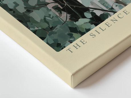 Paul Sinus Wandbild The Silence of the Trees – Frau im grünen Kleid zwischen Birken symbolisiert Ruhe, Verbundenheit und Naturharmonie