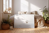 Paul Sinus Wandbild The Solitary Deer minimalistisches Naturmotiv mit Hirsch im Schnee und sanfter Winterstimmung für ruhige Wohnräume und moderne Interieurs
