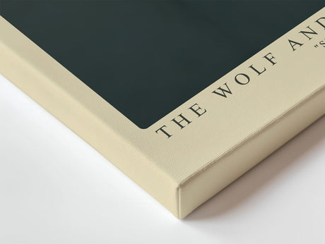 Paul Sinus Wandbild The Wolf and the Blossoms Eindrucksvolles Tierporträt eines Wolfes, umgeben von zarten Blütenzweigen – Symbol für Stärke und Sanftmut.