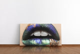 shutterstock_10200833567gBQ5kd558Cwy_1280x1280.jpg