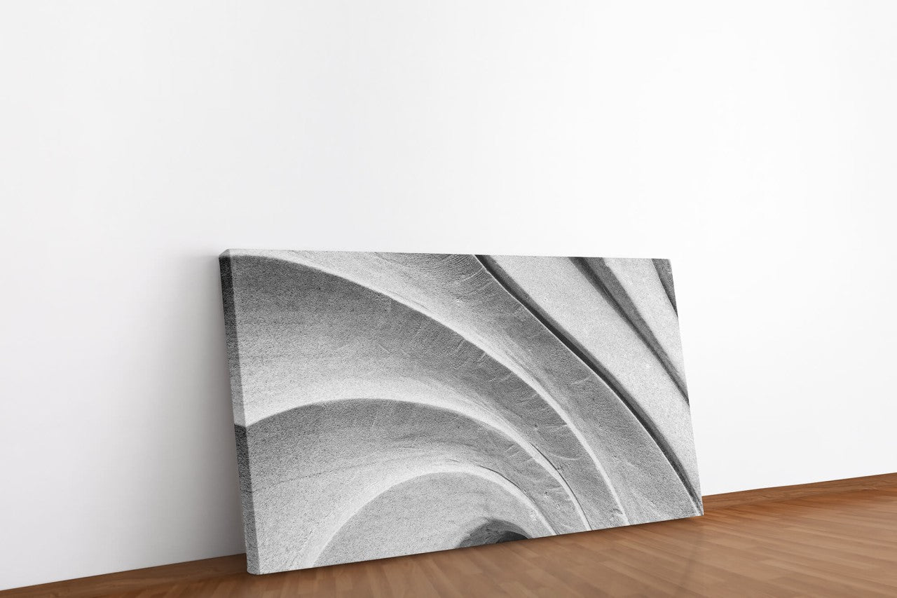 shutterstock_10437314716pfk90Gm3TPoQ_1280x1280.jpg
