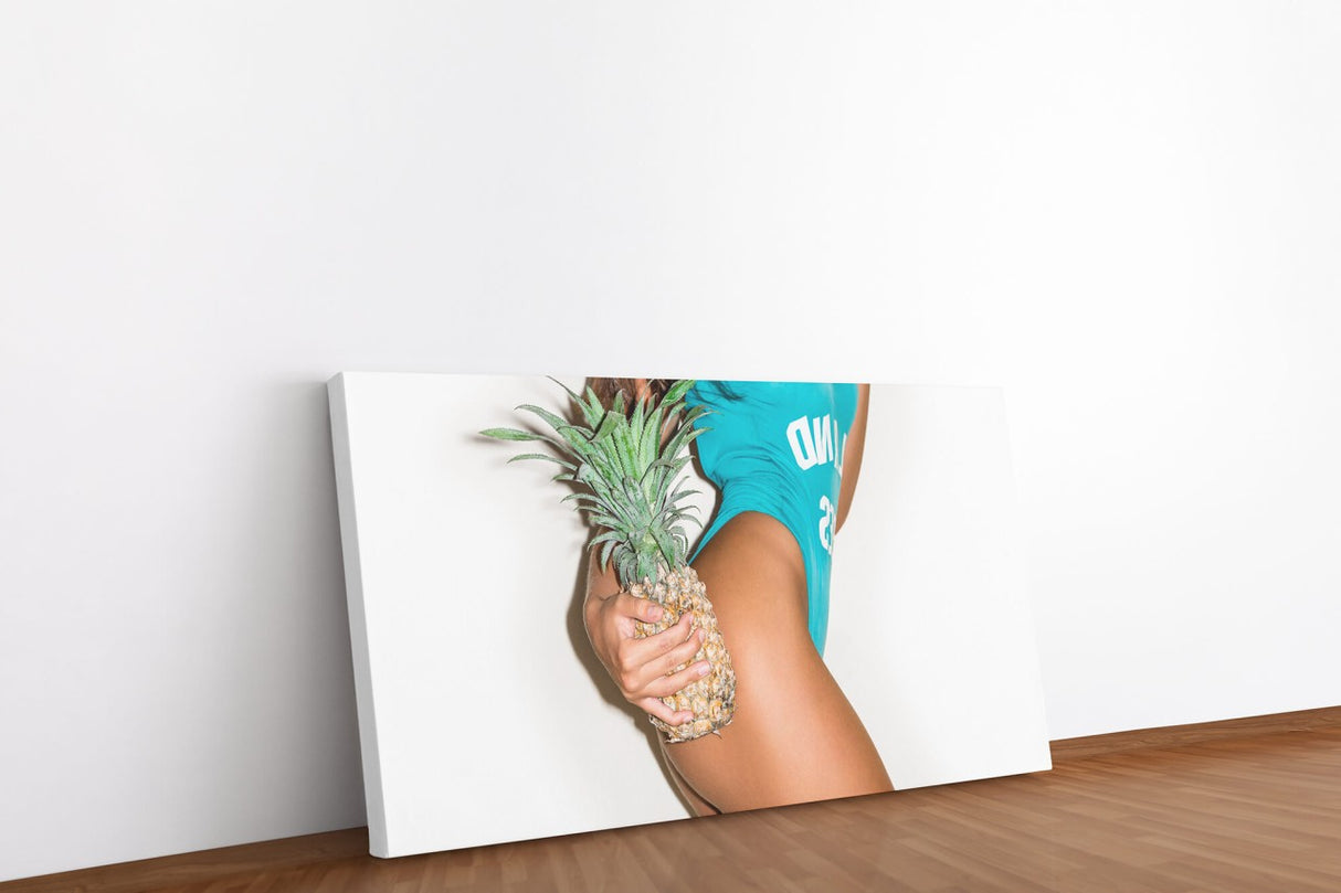 shutterstock_1091340488OYnA0AAtaWowo_1280x1280.jpg