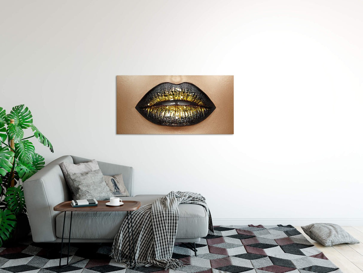 shutterstock_11452521741lYPyQgwgClJG_1280x1280.jpg