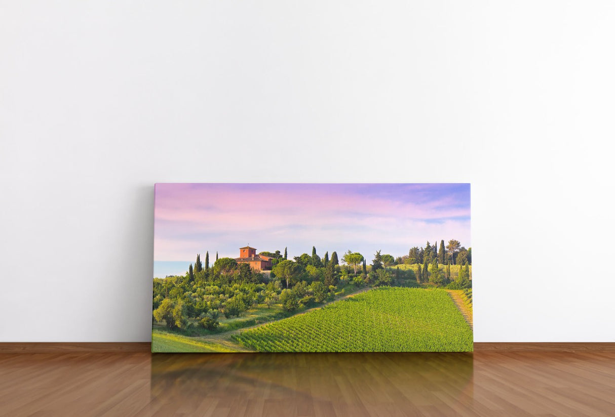 shutterstock_1281055612hAjinGXiZok7d_1280x1280.jpg