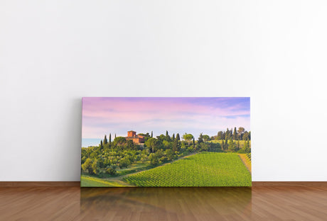 shutterstock_1281055612hAjinGXiZok7d_1280x1280.jpg