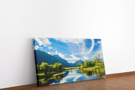 shutterstock_1706227852H4LAc3fPdJx9e_1280x1280.jpg
