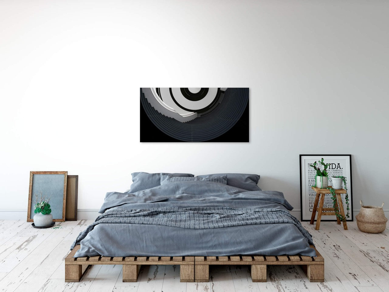 shutterstock_1950167098MkWn7HOe7P9x6_1280x1280.jpg