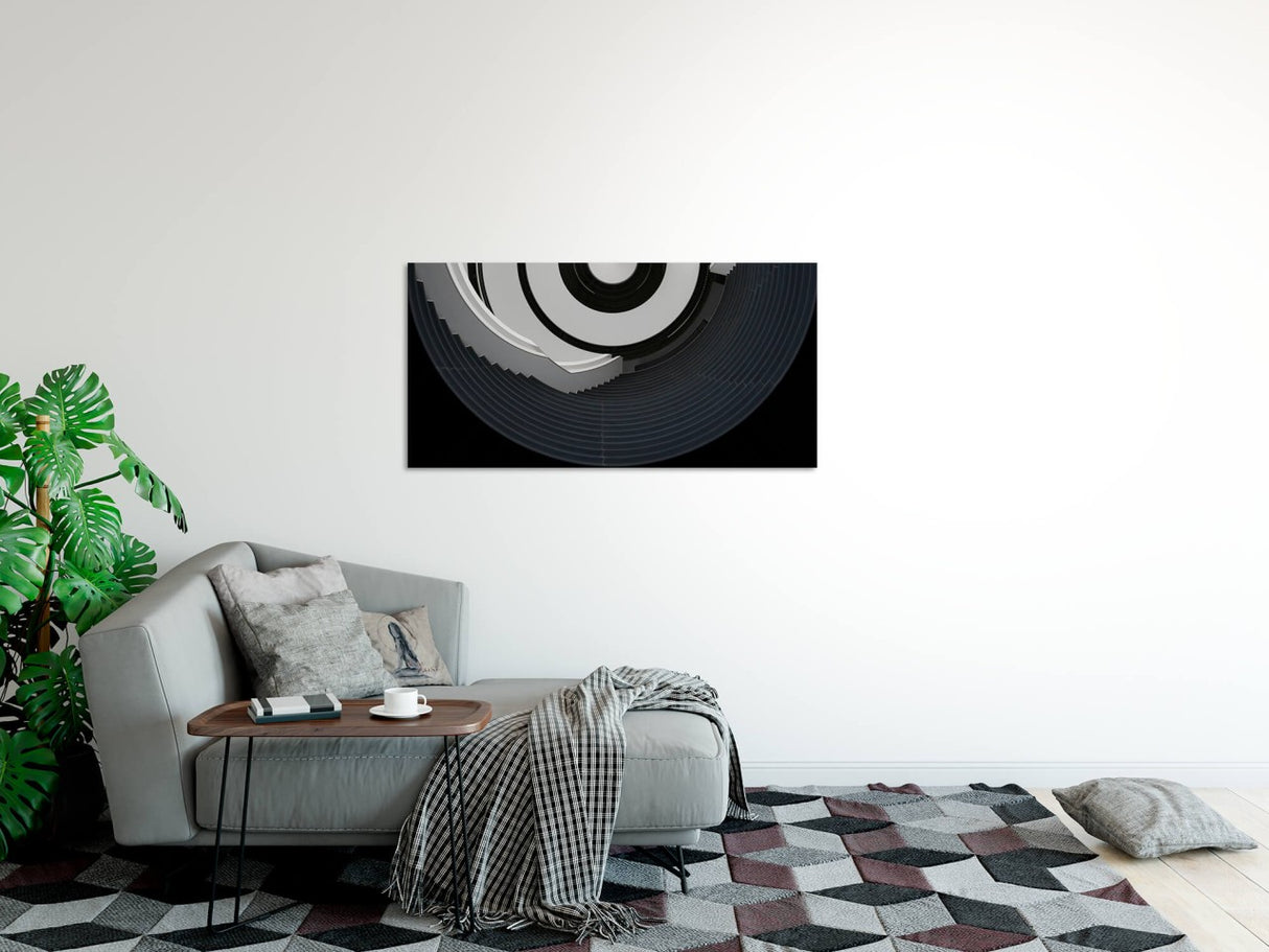 shutterstock_1950167098Vm8n9N1MHIwKR_1280x1280.jpg