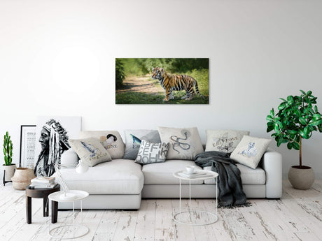 shutterstock_2031230507LB6rW4nQ6NAUX_1280x1280.jpg
