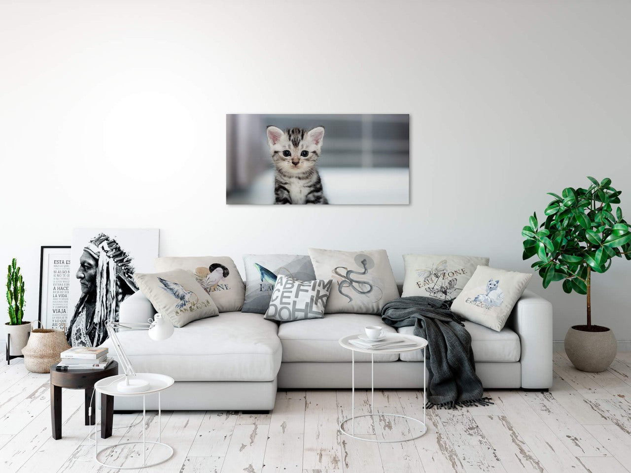 shutterstock_352176329pnQcedpZFIvIf_1280x1280.jpg