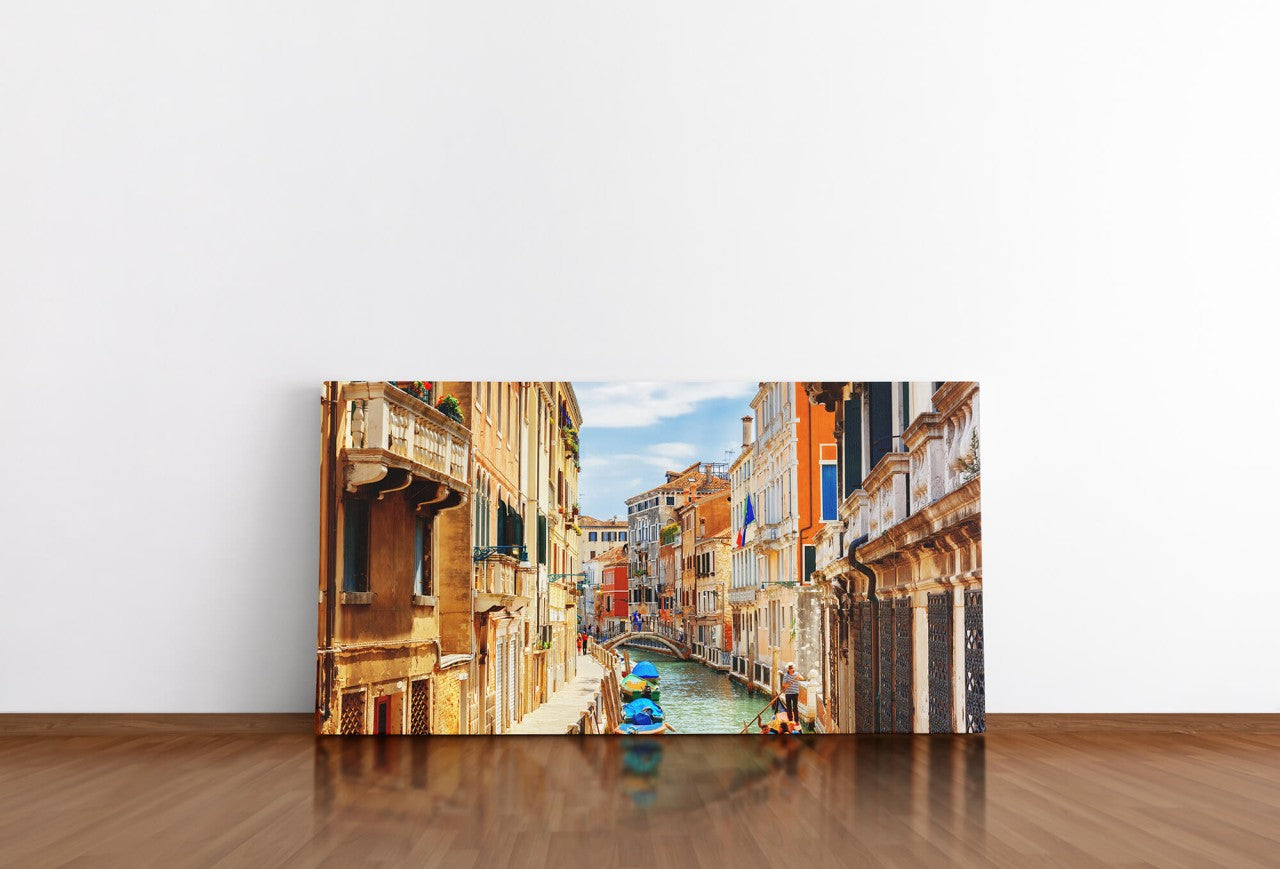 shutterstock_403253374iMhzm5mwPKqgL_1280x1280.jpg