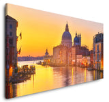 shutterstock_420247807yrWyRDeQGsG0K_1280x1280.jpg