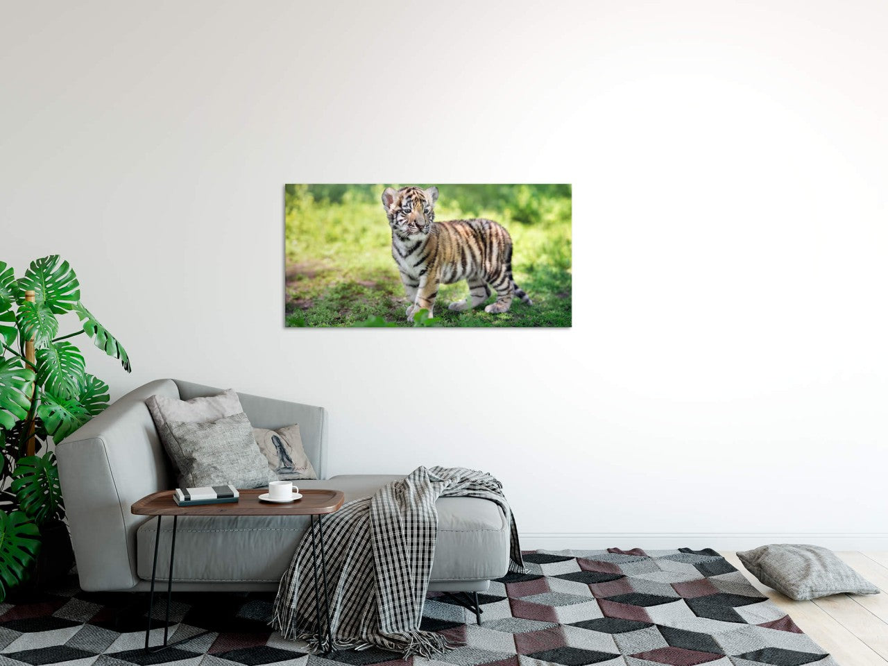 shutterstock_458705269tvbzMMMEPT1K6_1280x1280.jpg