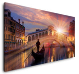 shutterstock_5536241597Vf8apgnr5iXl_1280x1280.jpg