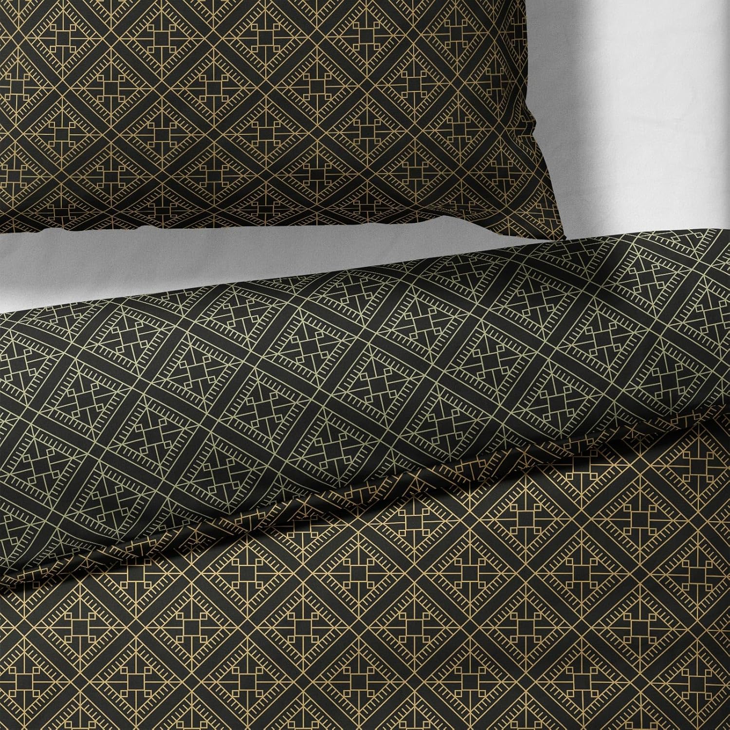 Sinus Art Bettwäsche 135x200 cm + 80x80 cm – Edles Rauten-Muster in Dunkelgrün & Bronze – Wendeoptik – Mikrofaser-Garnitur