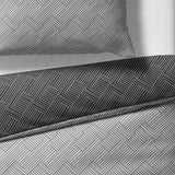 Sinus Art Mikrofaser Bettwäsche 135x200 cm + 80x80 cm – Wendedesign in Dunkelgrau & Hellgrau mit modernem Fischgrätmuster, pflegeleicht & atmungsaktiv