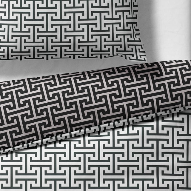 Sinus Art Mikrofaser Bettwäsche 135x200 cm + 80x80 cm – Wendedesign in Schwarz & Weiß mit modernem Labyrinthmuster, pflegeleicht & atmungsaktiv