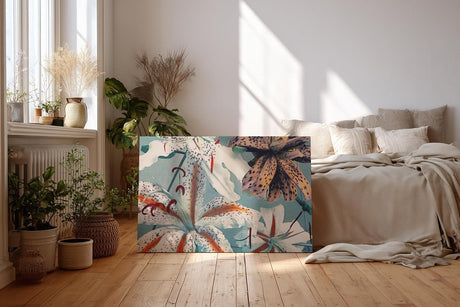 Sinus Art Wandbild 120x80cm Exotische Lilien in Weiß, Orange und Braun auf blauem Hintergrund mit Vintage-Flair