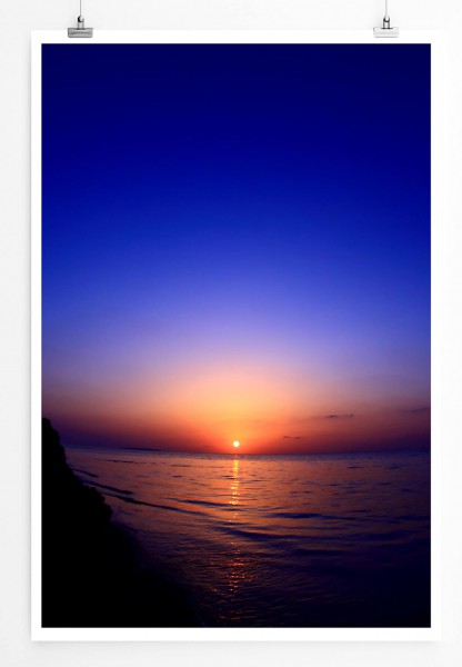 60x90cm Poster Landschaftsfotografie  Sonnenaufgang am dunklen Himmel