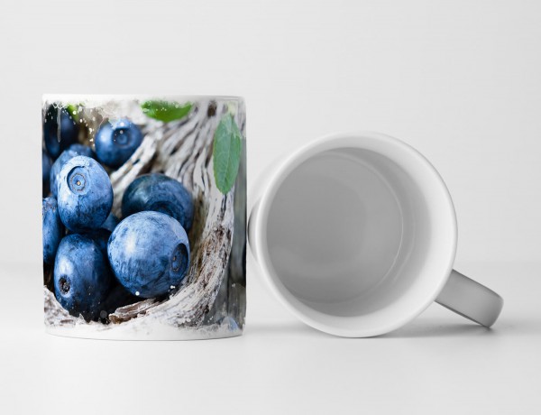 Tasse Geschenk Food-Fotografie – Blaubeeren auf Holzgrund